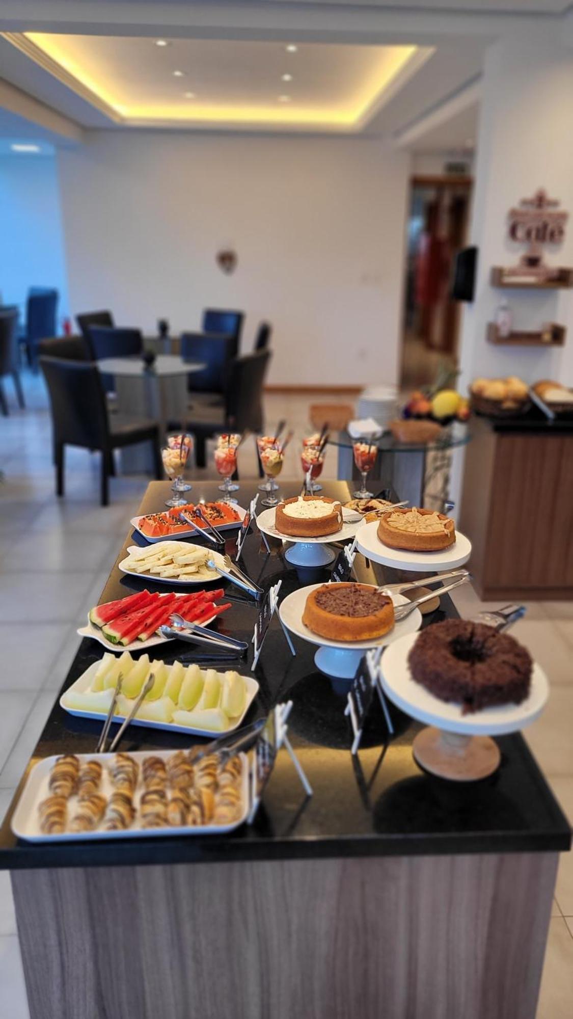 Hotel Golden Hills Канела Экстерьер фото