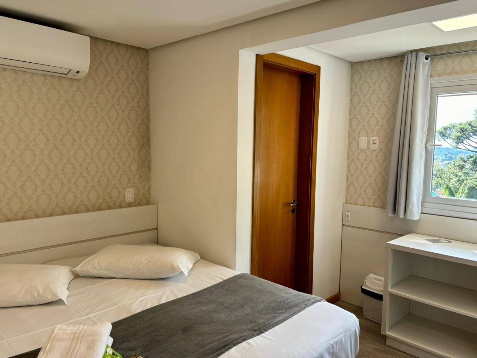 Hotel Golden Hills Канела Экстерьер фото