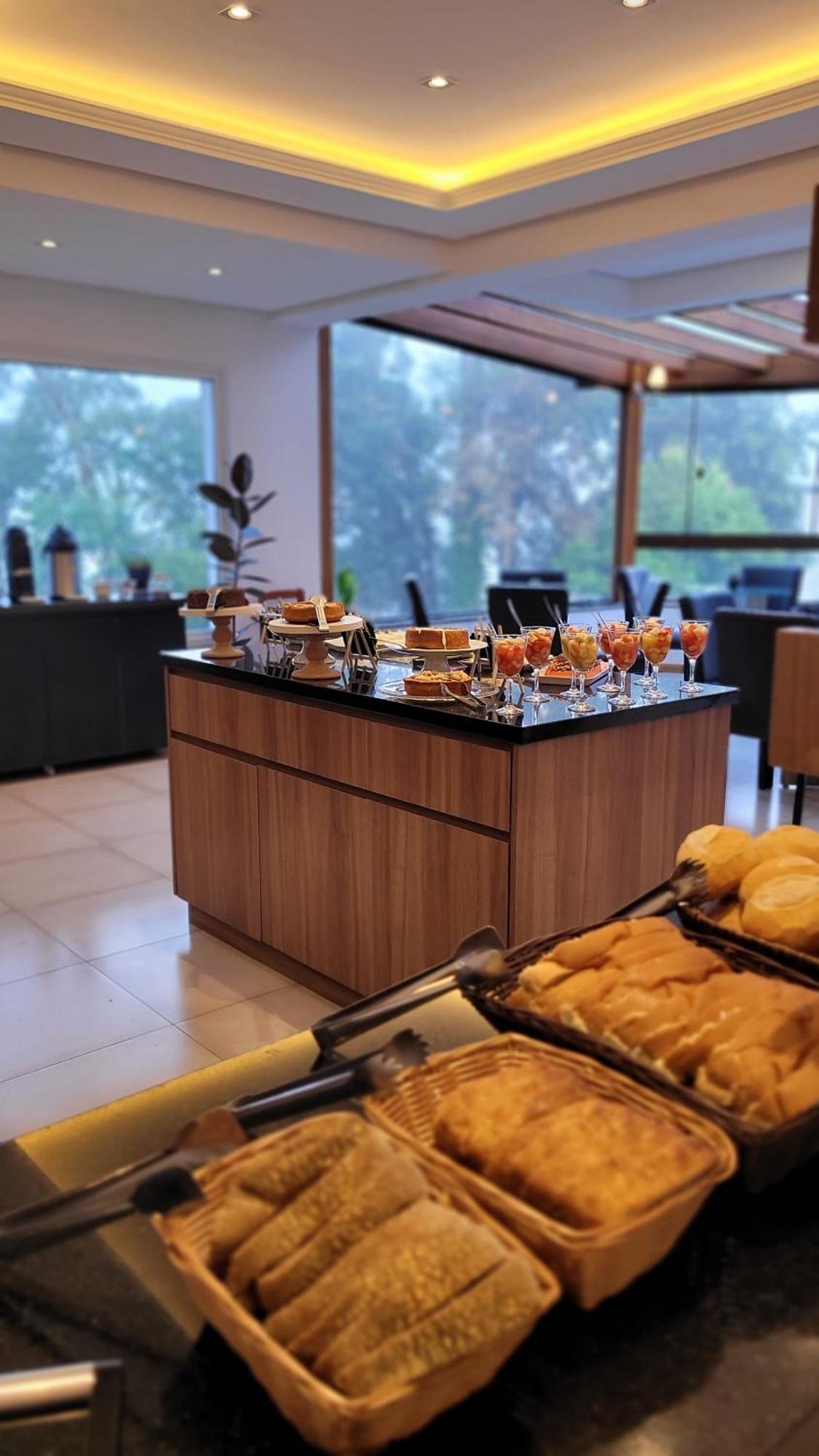Hotel Golden Hills Канела Экстерьер фото