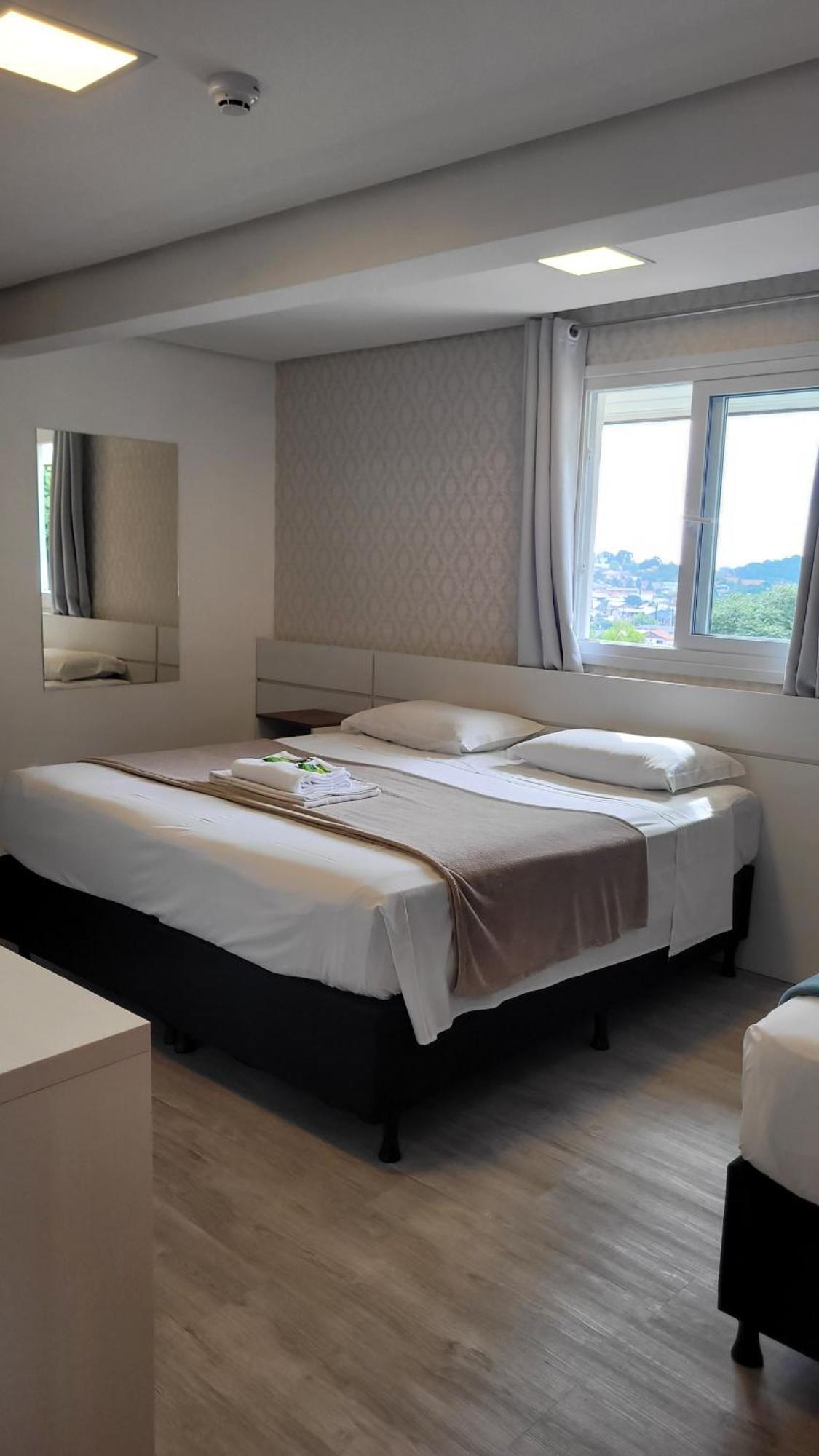 Hotel Golden Hills Канела Экстерьер фото
