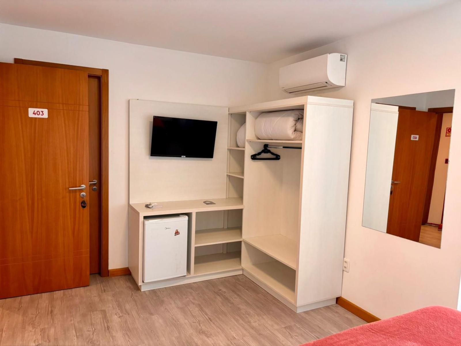 Hotel Golden Hills Канела Экстерьер фото
