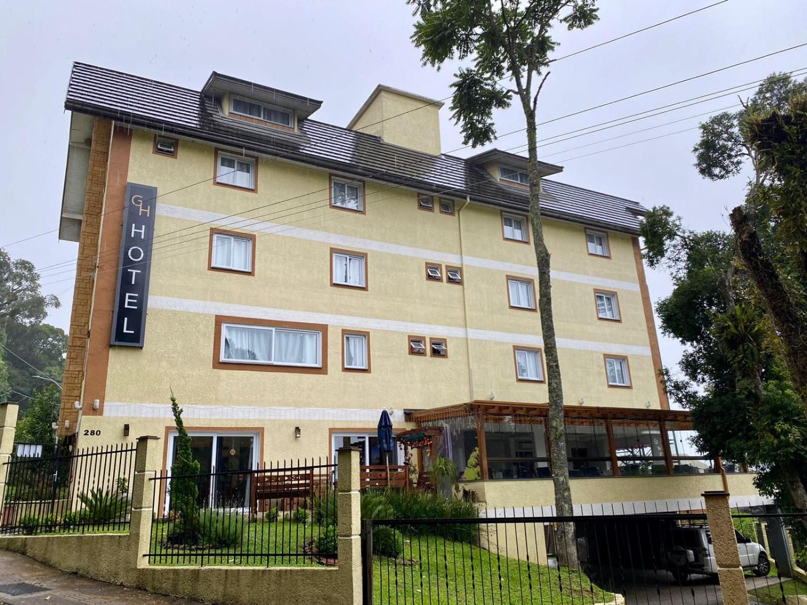 Hotel Golden Hills Канела Экстерьер фото