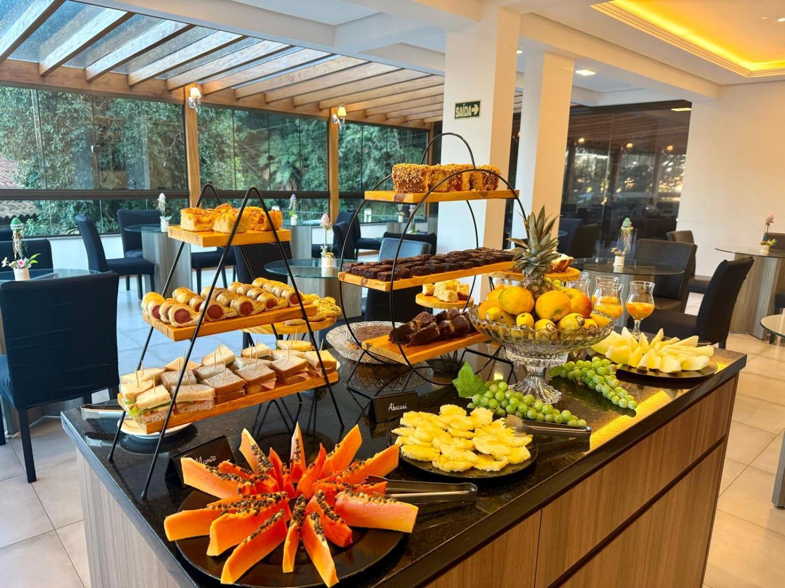 Hotel Golden Hills Канела Экстерьер фото