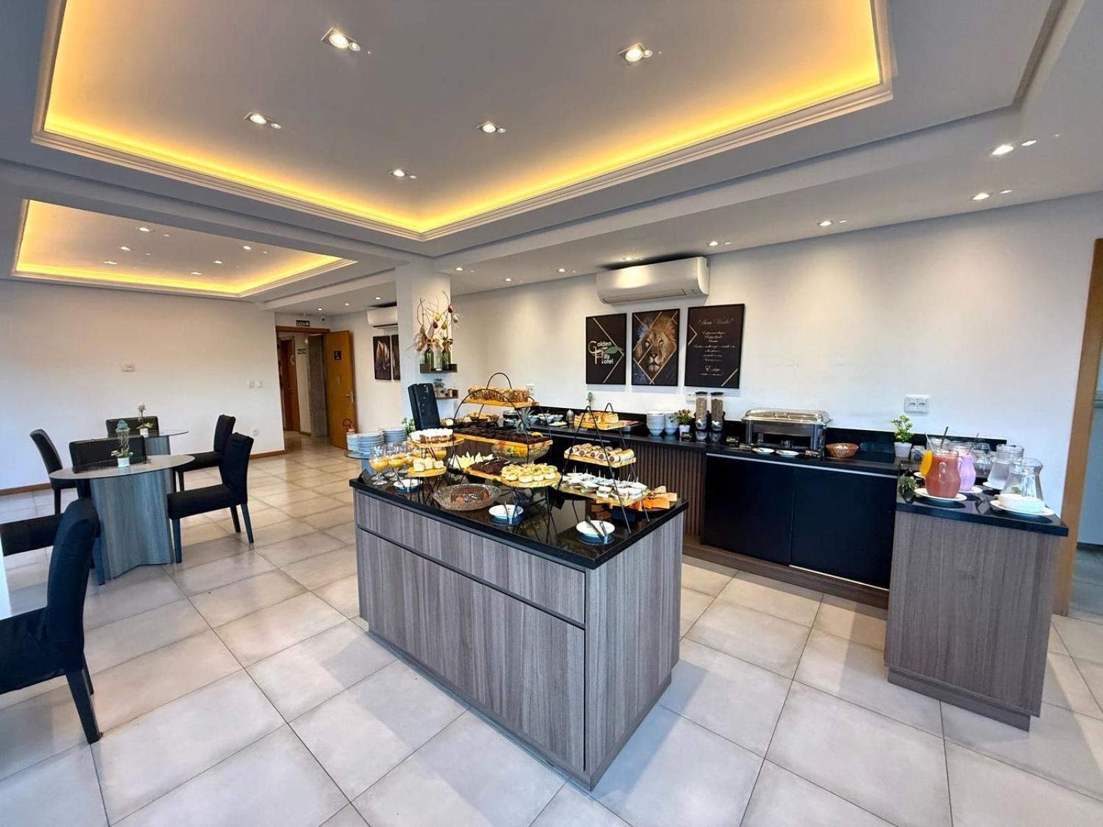 Hotel Golden Hills Канела Экстерьер фото