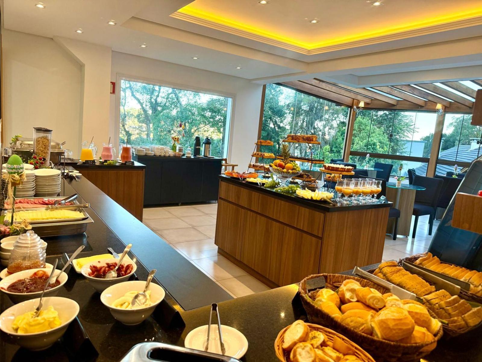 Hotel Golden Hills Канела Экстерьер фото